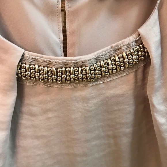 Cute gray holiday top! - Picture 3 of 3